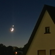 <font class="tempImageTitleThumbText">Moon With Earthshine & Venus </font><br>Joe Bindhardt<br>Jun 18 3:15am<br>Enkenbach-Alsenborn RLP