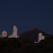 <font class="tempImageTitleThumbText">Total Lunar Eclipse</font><br>Joerg Schoppmeyer<br>May 16 8:27am<br>Izana, Tenerife, Spain
