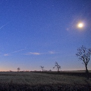 <font class="tempImageTitleThumbText">Venus, Saturn, Jupiter And Moon</font><br>John Dartnell<br>Feb 25 7:41pm<br>North Wiltshire, UK