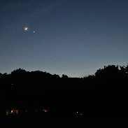 <font class="tempImageTitleThumbText">Three Planets And The Crescent Moon</font><br>Jonathan Harmon<br>Jun 18 5:01pm<br>Arlington, VA