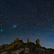 <font class="tempImageTitleThumbText">Comet 46P/Wirtanen And Geminids From Gran</font><br>José María Saavedra, Pedro Perez, Frank A. Rodriguez<br>Dec 16 8:06pm<br>Roque Nublo. Gran Canaria Islan