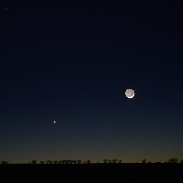 <font class="tempImageTitleThumbText">Moon And Venus</font><br>Joseph Shaw<br>Jan 22 1:57am<br>Bozeman, Montana, USA 