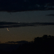 <font class="tempImageTitleThumbText">Moon & Venus Conjuction</font><br>Ken Katowik<br>Jun 19 1:48pm<br>Waynesville, Ohio USA