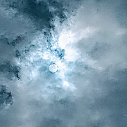 <font class="tempImageTitleThumbText">Sun Through Clouds</font><br>Kevan Hubbard<br>Aug 7 4:18pm<br>Seaton Carew, Co Durham, Englan