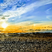 <font class="tempImageTitleThumbText">Sundogs</font><br>Kevan Hubbard<br>Aug 10 7:08pm<br>Holy Island,Northumberland, Eng