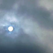 <font class="tempImageTitleThumbText">Sun Through Cloud.</font><br>Kevan Hubbard<br>Aug 17 11:36am<br>Calderstones Park, Liverpool, E