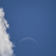 <font class="tempImageTitleThumbText">Daytime Venus And Moon</font><br>Leo caldas<br>Jan 31 9:49pm<br>Brasília Brazil 