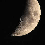 <font class="tempImageTitleThumbText">6.4 Day Old Waxing Moon</font><br>Les Brooks <br>Jun 20 9:34pm<br>East Shore Village, Seaham, Dur
