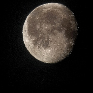 <font class="tempImageTitleThumbText">Waning Gibbous Moon</font><br>Les Brooks<br>Jul 3 3:20am<br>East Shore Village, Seaham, Dur