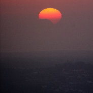 <font class="tempImageTitleThumbText">Solar Eclipse Sunset From Portugal</font><br>Luis Carreira<br>Aug 22 3:06pm<br>Leiria, Portugal