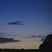 <font class="tempImageTitleThumbText">Venus&Jupiter Conjunction</font><br>Mark Gaston<br>Jun 9 11:43pm<br>Charlton Marshall, Dorset,Engla
