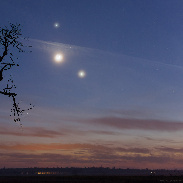 <font class="tempImageTitleThumbText">Venus, Jupiter And The Moon</font><br>Marko Posavec<br>Feb 22 7:58pm<br>Virje, Croatia