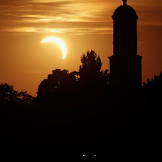 <font class="tempImageTitleThumbText">Partial Solar Eclipse</font><br>Michael Risch<br>Aug 14 9:49am<br>Mammendorf, Bavaria, Germany