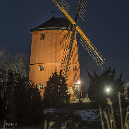 <font class="tempImageTitleThumbText">Venus & Jupiter With Moons</font><br>P-M Hedén<br>Mar 2 9:04pm<br>Vallentuna Sweden 