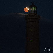 <font class="tempImageTitleThumbText">Lunar Eclipse</font><br>Paul Kerrien<br>Aug 28 2:59pm<br>Penmarch - Brittany - France