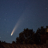 <font class="tempImageTitleThumbText">Comet Neowise C/2020 F3</font><br>Pim Valk<br>Jul 12 8:11pm<br>Dwingeloo, Netherlands