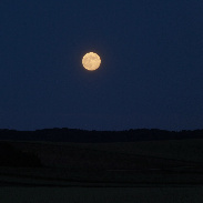<font class="tempImageTitleThumbText">Penumbral Lunar Eclipse</font><br>project nightflight<br>Jun 5 8:33pm<br>Austria