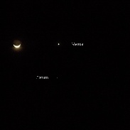 <font class="tempImageTitleThumbText">Moon, Venus And Saturn</font><br>Rex De Silva<br>Jan 9 4:28am<br>Dampe, Sri Lanka