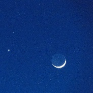 <font class="tempImageTitleThumbText">Venus, Mars, And The Moon</font><br>Richard Nugent<br>Feb 20 11:52pm<br>Framingham, Massachusetts, USA