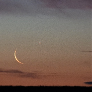 <font class="tempImageTitleThumbText">Conjunction Of Moon And Venus</font><br>Rick Stankiewicz<br>Jun 20 10:33pm<br>Keene, Ontario, Canada