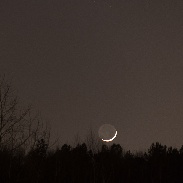 <font class="tempImageTitleThumbText">Venus, Mars And Crescent Moon</font><br>Robert Giziński<br>Feb 20 6:49pm<br>Warsaw, Poland