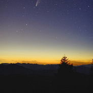 <font class="tempImageTitleThumbText">Comet Neowise </font><br>Sagar Jain<br>Jul 19 4:29pm<br>Suntop Lookout, Mt Rainier,  Wa