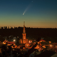 <font class="tempImageTitleThumbText">Comet NEOWISE</font><br>Sebastian Voltmer<br>Jul 7 11:08am<br>Spicheren, France