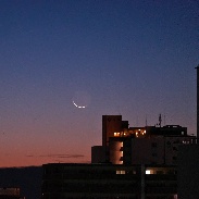<font class="tempImageTitleThumbText">Crescent Moon, Venus, Saturn</font><br>Shiraishi<br>Jan 8 10:05pm<br>Kumagaya-shi, Saitama, Japan