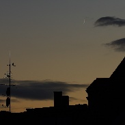<font class="tempImageTitleThumbText">Moon Approaches Venus</font><br>Sven Melchert<br>Oct 3 5:46pm<br>Stuttgart, Germany