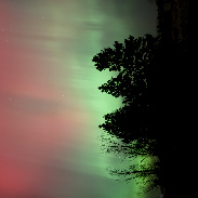 <font class="tempImageTitleThumbText">Auroras</font><br>Topher<br>Nov 12 3:20am<br>Jamestown ND USA