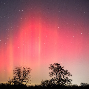 <font class="tempImageTitleThumbText">Substorm With Bright Aurora In Missouri </font><br>Tyler Schlitt<br>Dec 11 4:00pm<br>Washington, Missouri 