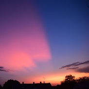 <font class="tempImageTitleThumbText">Beautiful Red Sunset In Munich</font><br>Volker Strecke<br>Aug 27 7:38pm<br>Munich, Germany
