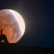 <font class="tempImageTitleThumbText">Lunar Eclipse</font><br>Wioleta Gorecka<br>Aug 28 7:09am<br>Iceland
