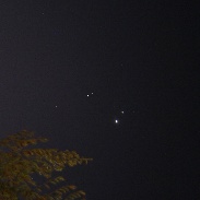 <font class="tempImageTitleThumbText">Venus, Jupiter And Mars Over Istanbul</font><br>YAGIZ OZGUR TURKKAN<br>Oct 26 6:52pm<br>Istanbul, Turkey